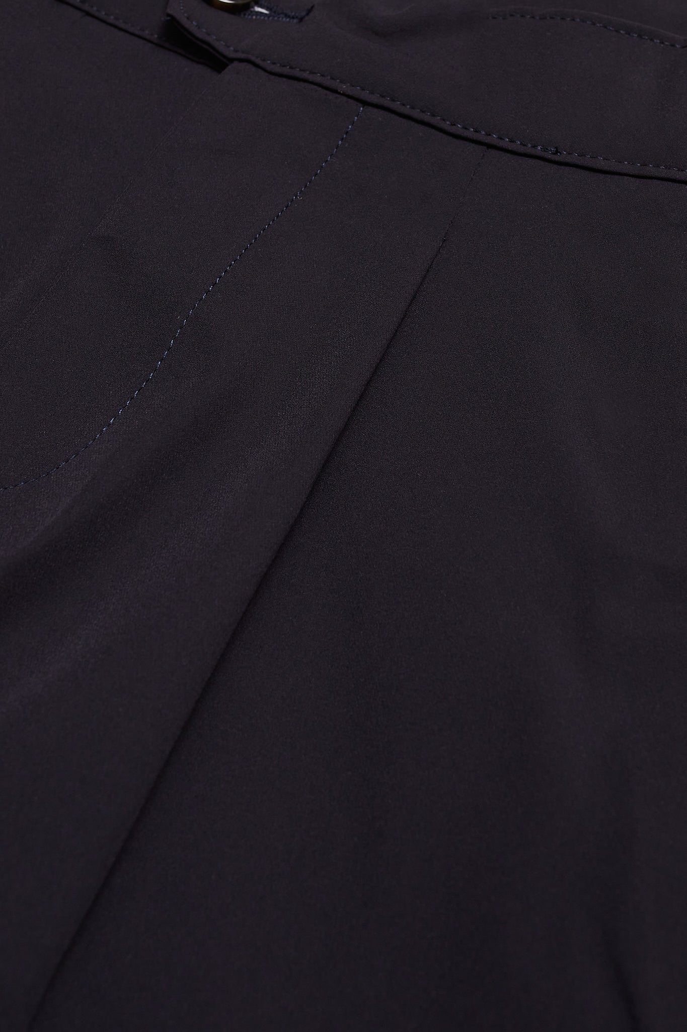 Pantalón cargo pinzas técnico azul marino