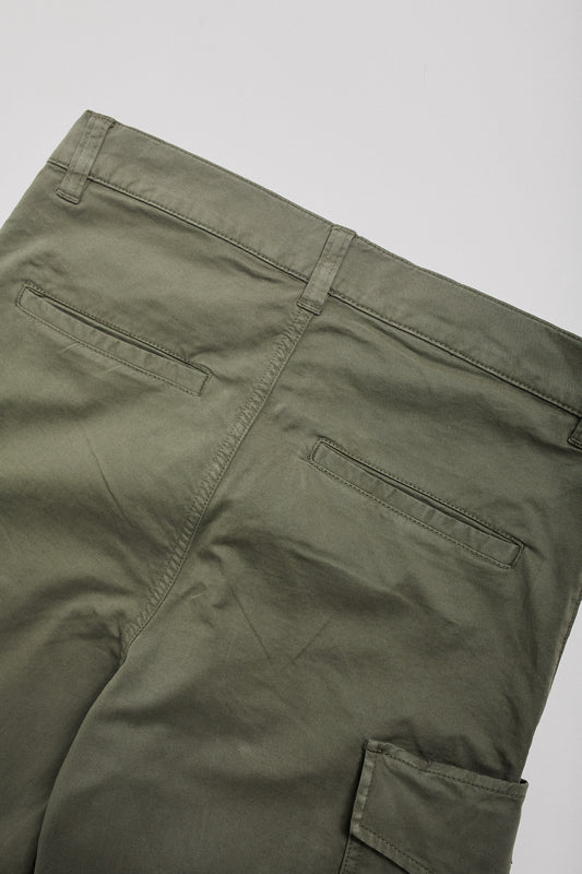 Bermudas cargo verdes