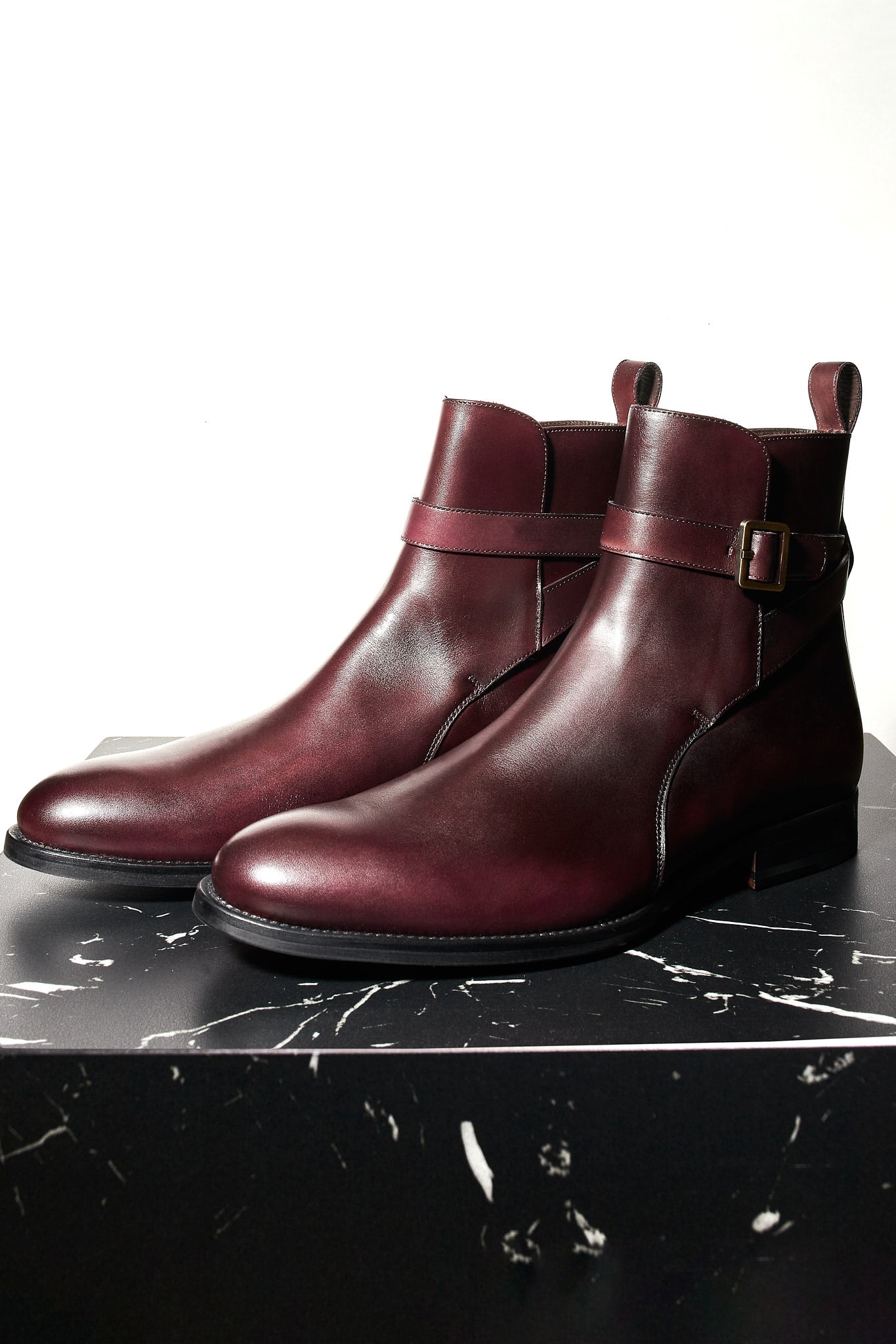 Botas ajustables burdeos