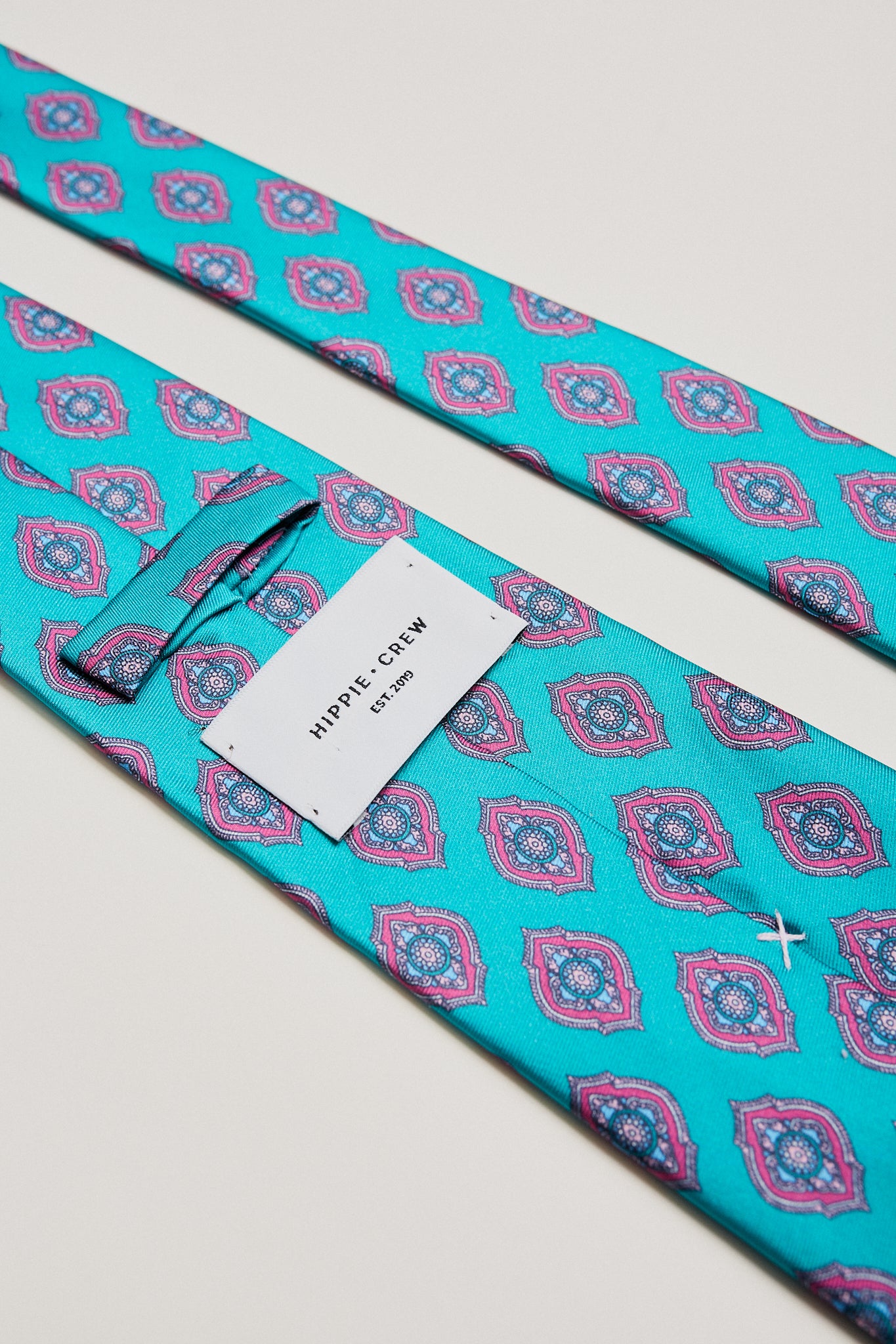 Corbata aguamarina rombos