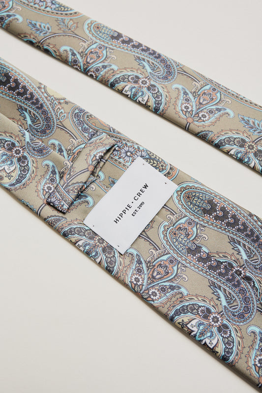 Corbata verde amebas