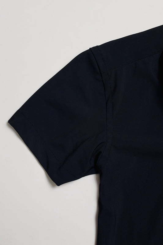 Polo técnico azul marino