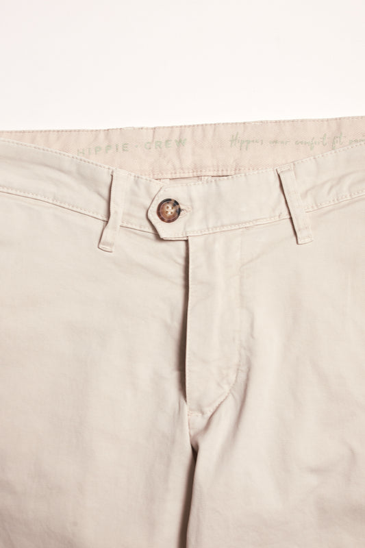 Pantalón chino beige claro