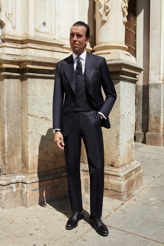 Americana traje azul marino solapa punta Ready to Wear