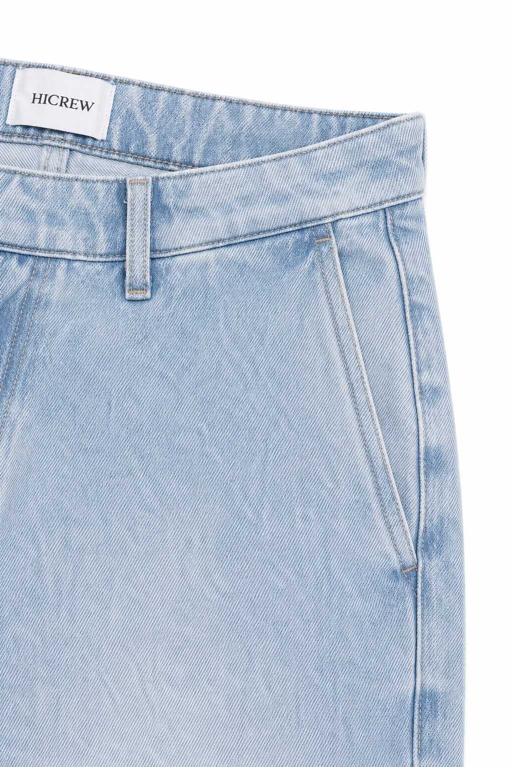 Pantalón denim relaxed azul claro
