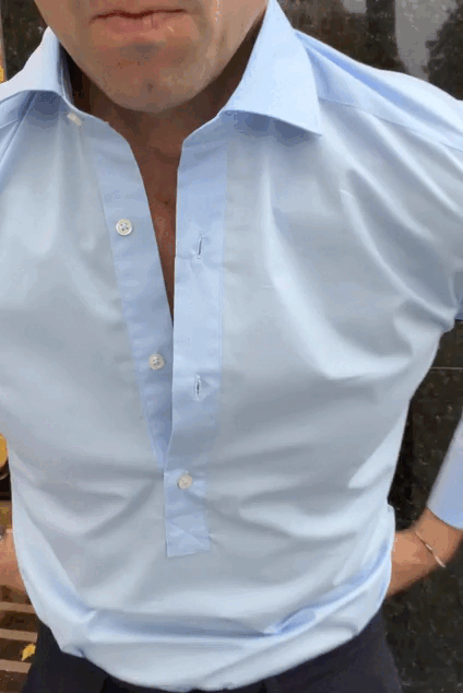 Camisa polera elástica azul
