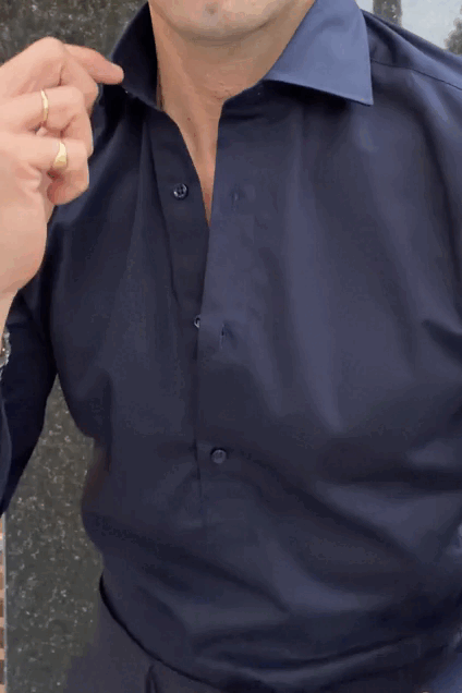 Camisa polera elástica azul marino