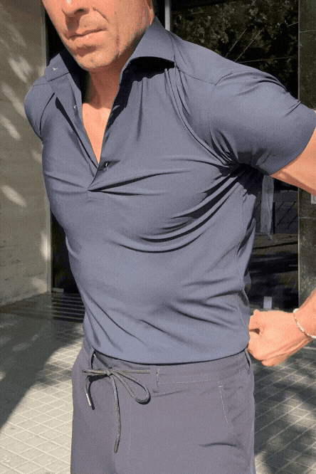 Polo técnico azul marino