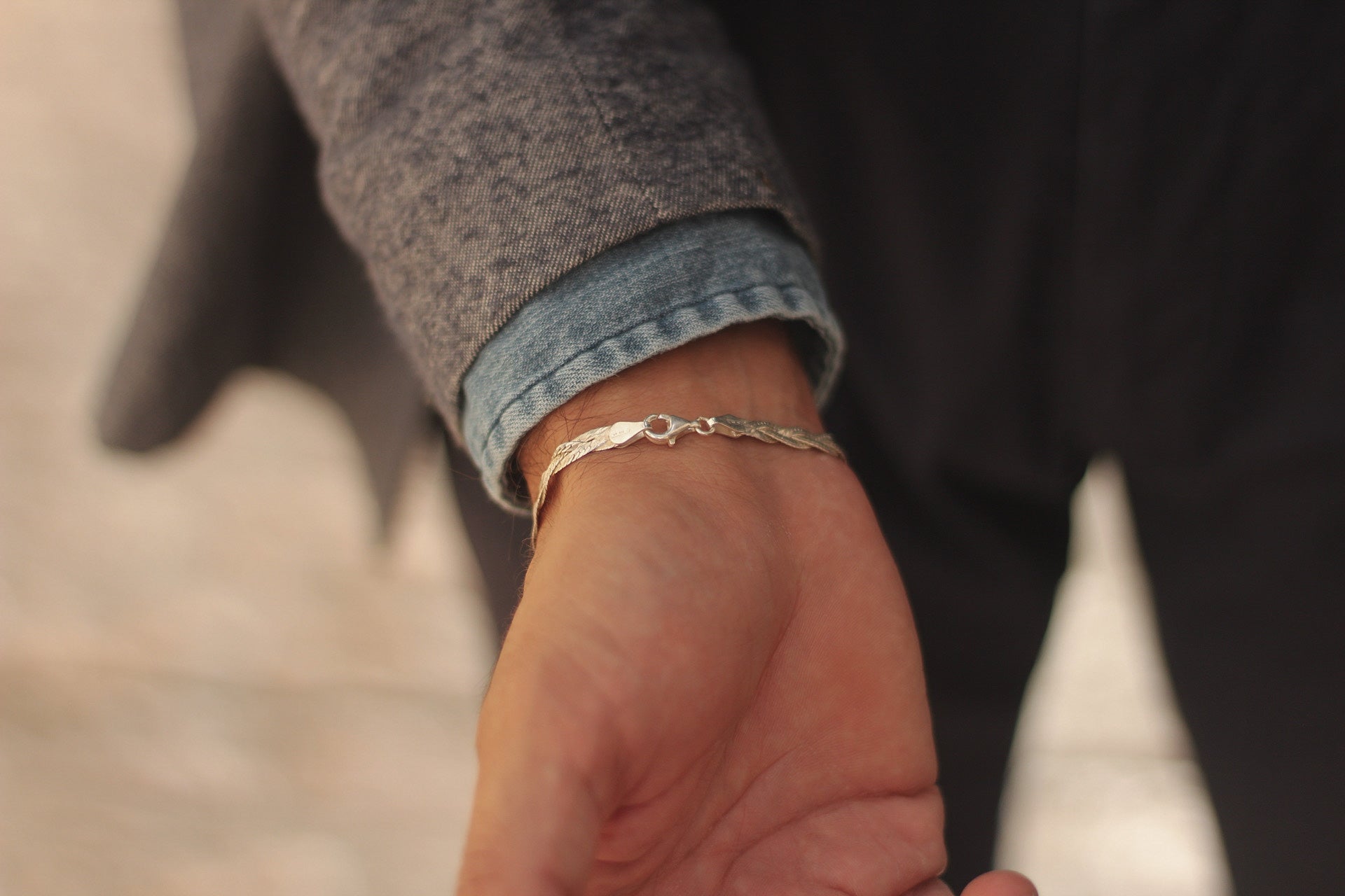 Pulsera plata trenzada flexible Hippie Crew