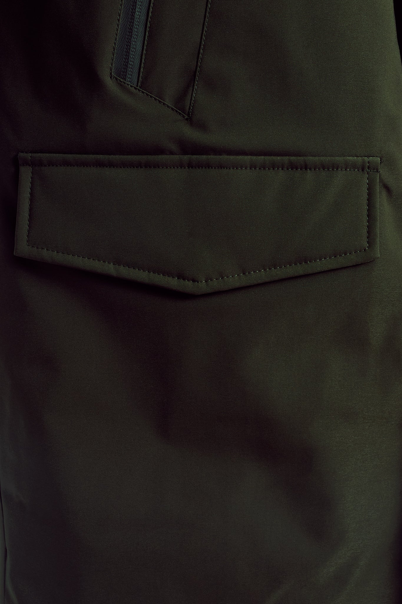 Abrigo Parka técnico verde