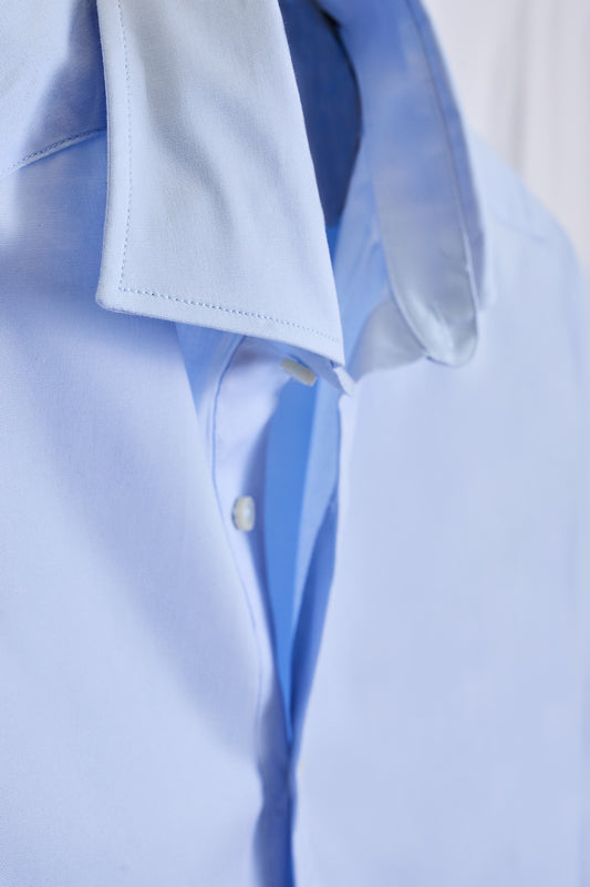 Camisa polera elástica azul